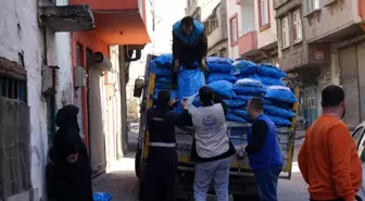 Yedi Başak Derneği üşüyen yürekleri ısıtmaya devam ediyor