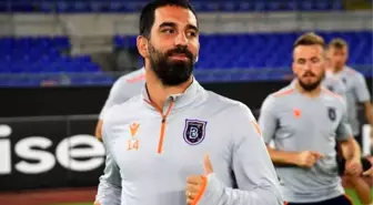 Arda Turan, tek başına yaptığı antrenmanın fotoğraflarını paylaştı
