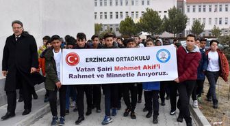 Erzincan'da Vatan Şairi Mehmet Akif Ersoy anıldı
