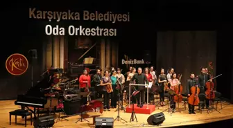 Karşıyaka yeni yılı müzik şöleniyle selamladı