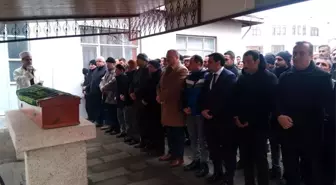 Kazada ölen Muhtar Tansever, gözyaşları ile defin edildi