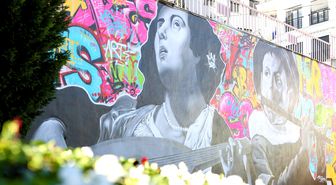 Kültür merkezi grafiti ile renklendi