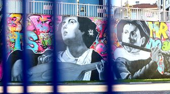 Maltepe'de kültür merkezi grafiti ile renklendi