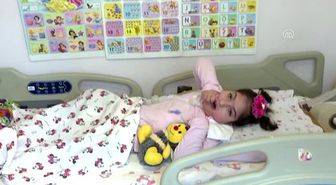 Minik Ecrin'in yüzü evde destek eğitimleri ile güldü