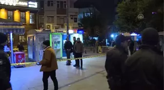 Fatih'te bir bekçi meslektaşını silahla yaralayıp intihar girişiminde bulundu