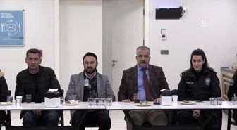 İstanbul Havalimanı'nda sigarayı bırakan polisler altınla ödüllendirildi