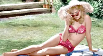 'Lolita' filmiyle tanınan Sue Lyon hayatını kaybetti