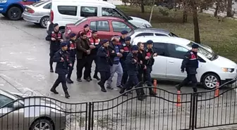 Sakarya'da hayvan hırsızlığı yaptığı öne sürülen 3 şüpheliden 2'si tutuklandı