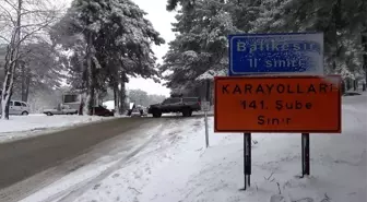 Kazdağları'nda kar yağışı hayatı olumsuz etkiliyor