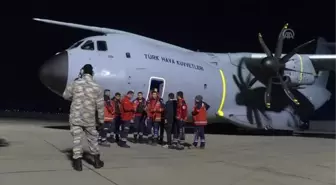 Sağlık personeli taşıyan 'uçan kale' Mogadişu'daki yaralılar için havalandı