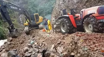 Muhtarlar bir olup su hatlarını onardılar