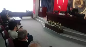 GAÜN'de çözüm önerileri konferansı