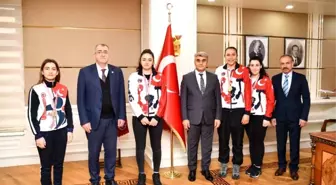 Milli sporculardan Vali Gürel'e ziyaret