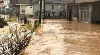 Sakarya'nın Karasu ve Kocaali ilçelerinde sel baskını