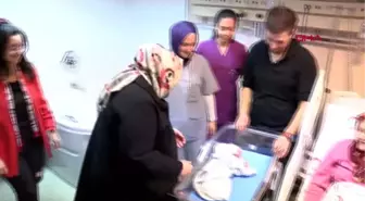 Ankara'da yeni yılın ilk bebeği doğdu