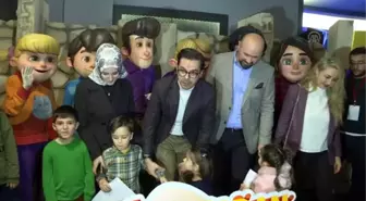 Bakan Selçuk, Rafadan Tayfa Göbeklitepe filmini izledi