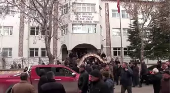 CHP'li Öztunç'un babası toprağa verildi