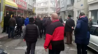 Evden kaçan kızlarını geri götürmek için geldiler, karakolluk oldular