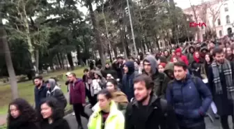 Beyazıt'ta eylem yapan gruba polis müdahalesi