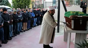 İzmir'deki silahlı saldırıda hayatını kaybedenler toprağa verildi