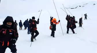 Yaylada 10 gündür aranan yaşlı adamın yakınları umutlu