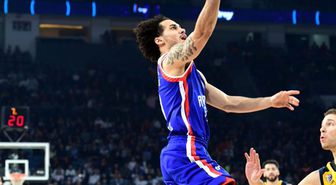 Anadolu Efes 14. galibiyetini aldı