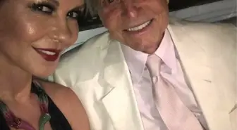 Catherine Zeta-Jones ve eşi Michael Douglas tatil için İstanbul'a geldi