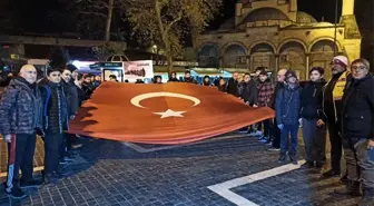 Düzce'de gençler, Sarıkamış şehitlerini anlamak için soğuk havada yürüyor