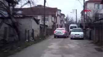 Düzce servis almayınca, makam aracıyla okula götürülüyor