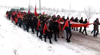 Şehit polis Fethi Sekin kabri başında anıldı