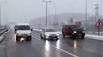 Bolu Dağı'nda kar yağışı