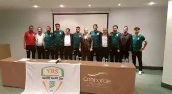 Yeşilyurt Belediyespor'dan yeni transferlere toplu imza