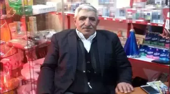 Silahlı soyguncuya bıçakla direnirken vuruldu