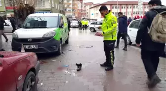 Kırıkkale kaza yerinden geçerken ölen kişinin eşi olduğunu öğrendi