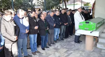 Aydın'da geri manevra yapan kamyonun çarpması sonucu ölen kişinin cenazesi toprağa verildi