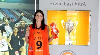 Merve Dalbeler yeniden Eczacıbaşı VitrA'da