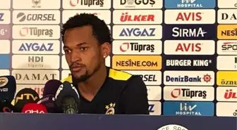 Jailson: Fenerbahçe'de kalmak istiyorum!