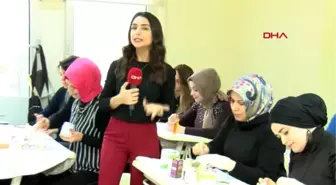 Bağcılar'da kadınlar aldıkları eğitim ile ev ekonomilerine katkıda bulunuyor