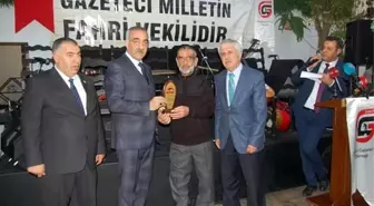 Çağlar'a 'Mesleğe Kattığı Değerden' dolayı ödül verildi