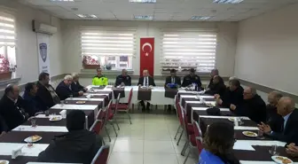 Kırşehir'de emniyet yetkilileri, muhtarları bilgilendirdi