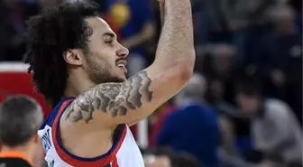 Shane Larkin yine MVP!