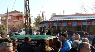 Denizli'de 3 kişiyi öldürüp intihar eden şahıs toprağa verildi