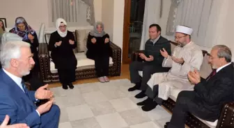 Diyanet İşleri Başkanı Ali Erbaş, Ceren Özdemir'in ailesine taziye ziyaretinde bulundu