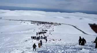 Güneydoğu'nun tek kayak merkezi Karacadağ doldu taştı