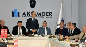 AKAMDER'de 'Müteahhitlik Yasası' konuşuldu