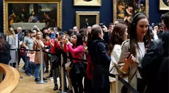 2019'da en çok ziyaretçi çeken müze yine Paris'in Louvre Müzesi oldu