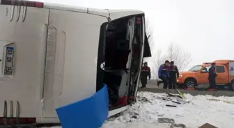 Isparta'da yolcu otobüsü devrildi: 3'ü ağır, 29 yaralı