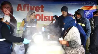 Soğuktan üşüyenler büyükşehrin çorbasıyla ısınıyor