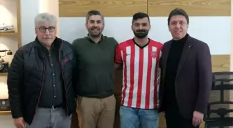 Ziya Şakar Nevşehir Belediyespor'da