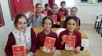 Tekirdağ'da minik öğrenciler 'Vatan Sevgisi' adıyla kitap yazdı